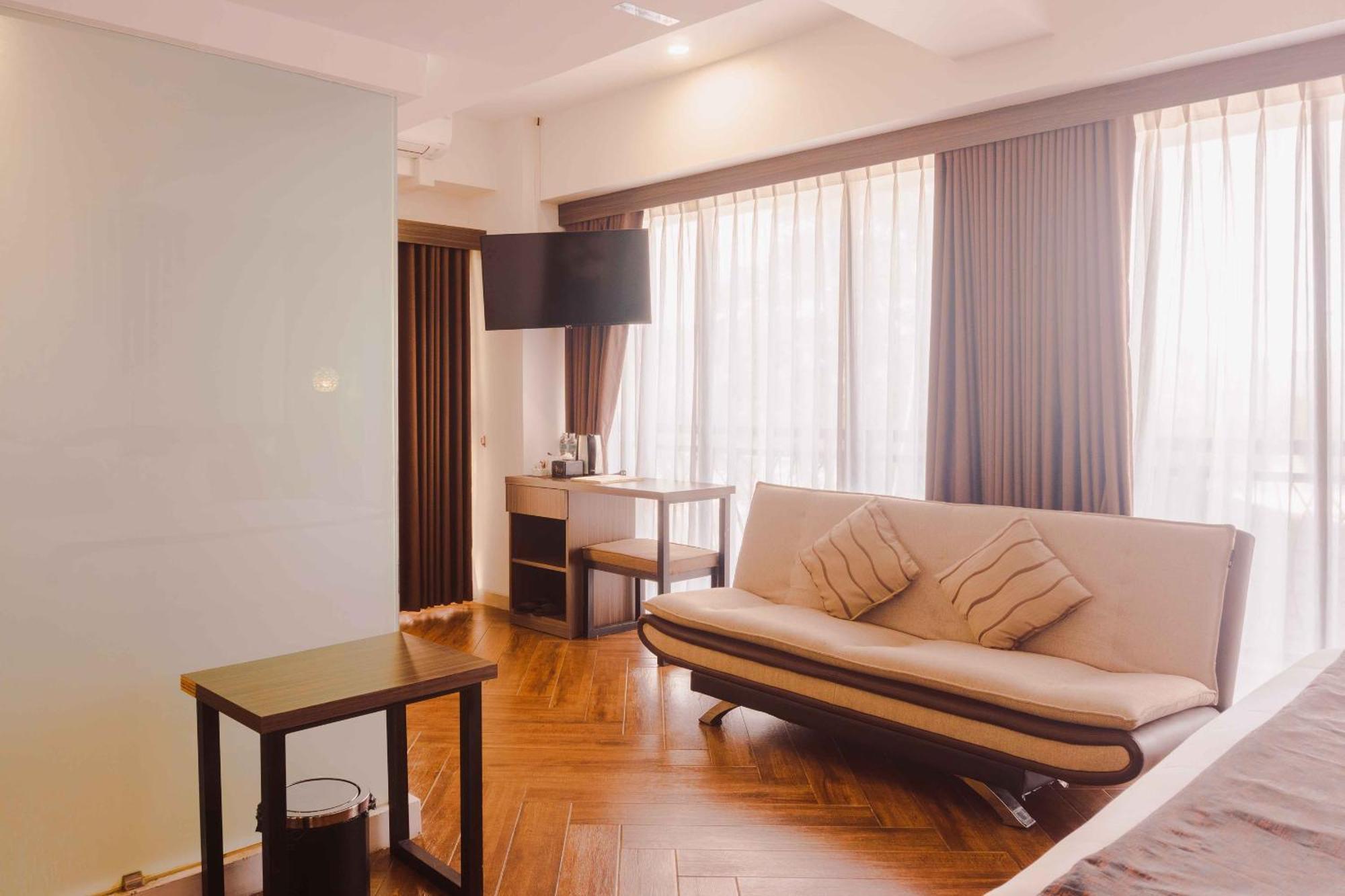 Fahira Hotel Syariah Bukittinggi Buitenkant foto